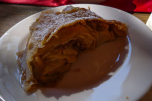 Apfelstrudel