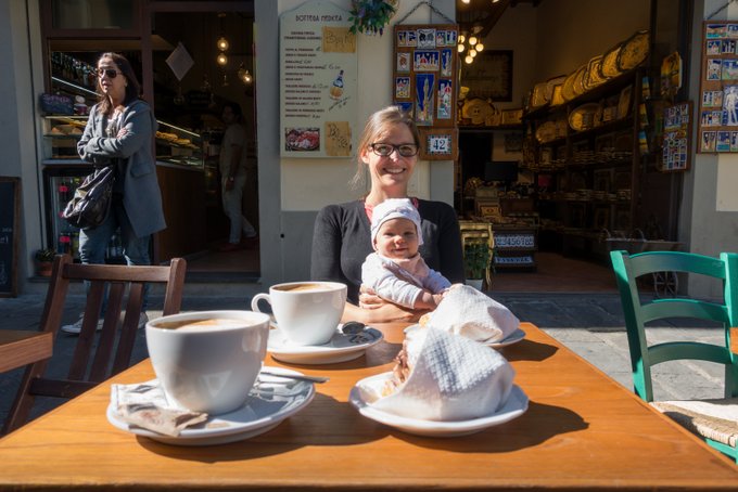 Reisen mit Baby Kaffeepause