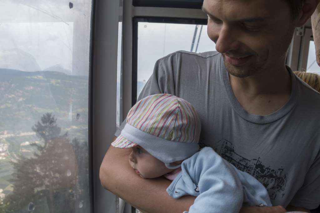 Wandern mit Baby Erste Seilbahnfahrt