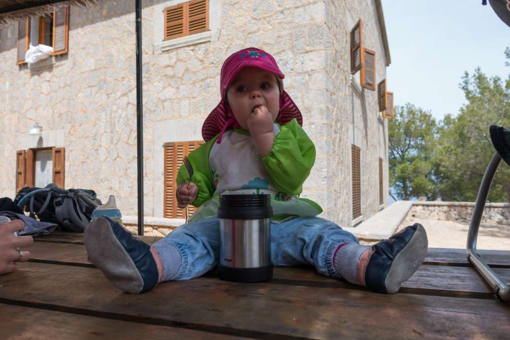 Wandern mit Baby Warmhaltebox mit Nudeln