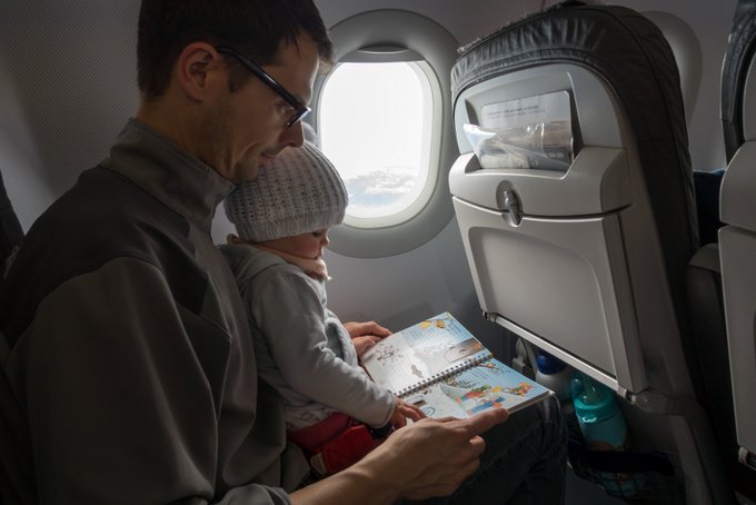 Fliegen mit Baby und Kleinkind Beschäftigung