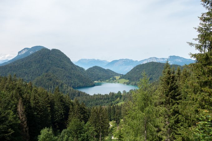 Wandern in Tirol mit Kindern Blick auf den Hintersteiner See