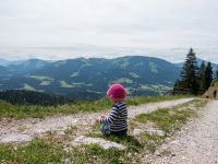 Anleitung für einen möglichst stressigen Wandertag mit Kleinkind