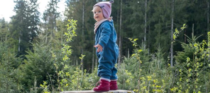 Waldbaden – Die besten Tipps für den etwas anderen Waldspaziergang mit Kindern