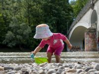 Nachhaltige UV–Schutzkleidung für Kinder. Das musst Du vor einem Kauf wissen!