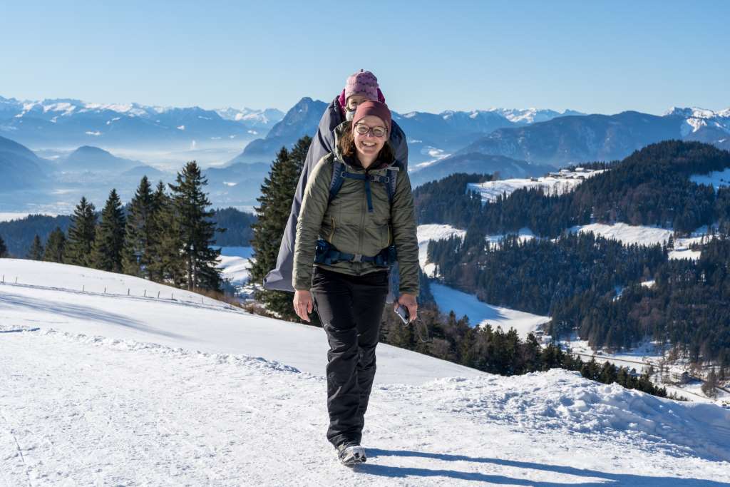 Wandern Kraxe Winter Kind warm