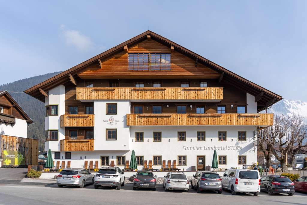 Hotel Der Stern Urlaub auf dem Bauernhof für Familien Tirol
