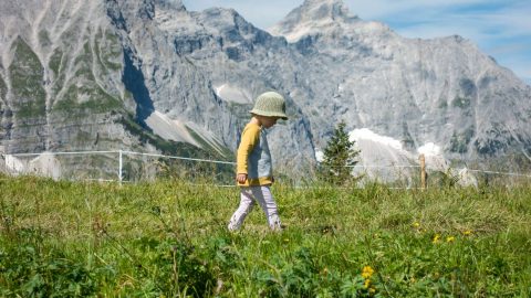Kinder zum Wandern motivieren 25 Tipps