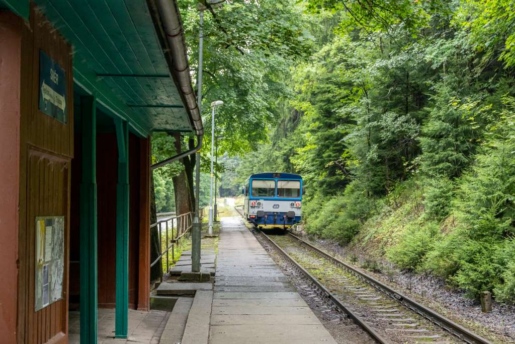 Weckelsdorfer Felsenstadt Anreise Zug