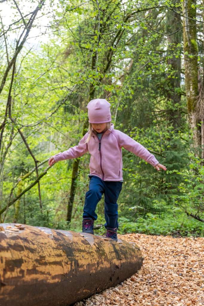 Balancierbaum Spieleweg für Kinder