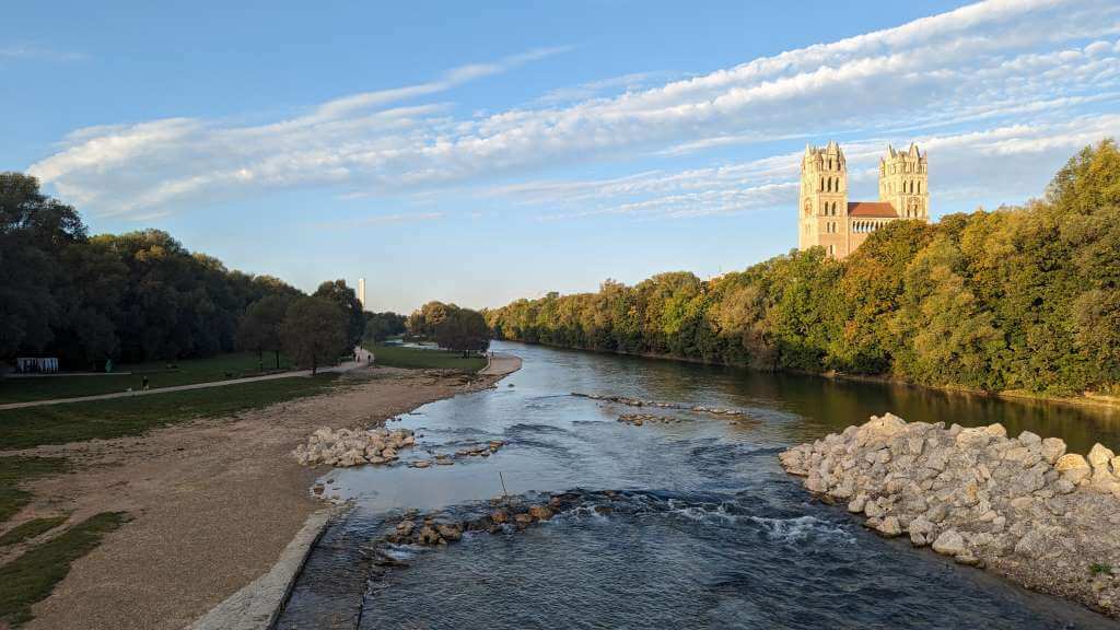 Isarradweg in München Reichenbachbrücke