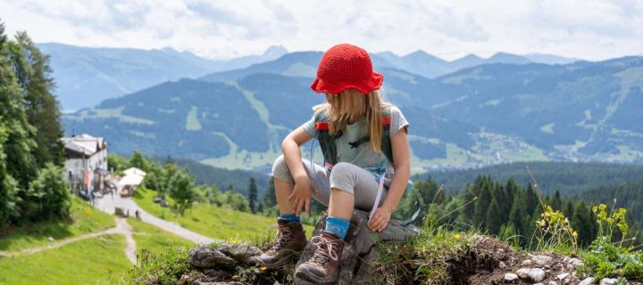 Gruttenhütte mit Kindern: Familienwanderung und Hüttenübernachtung im Kaisergebirge in Tirol