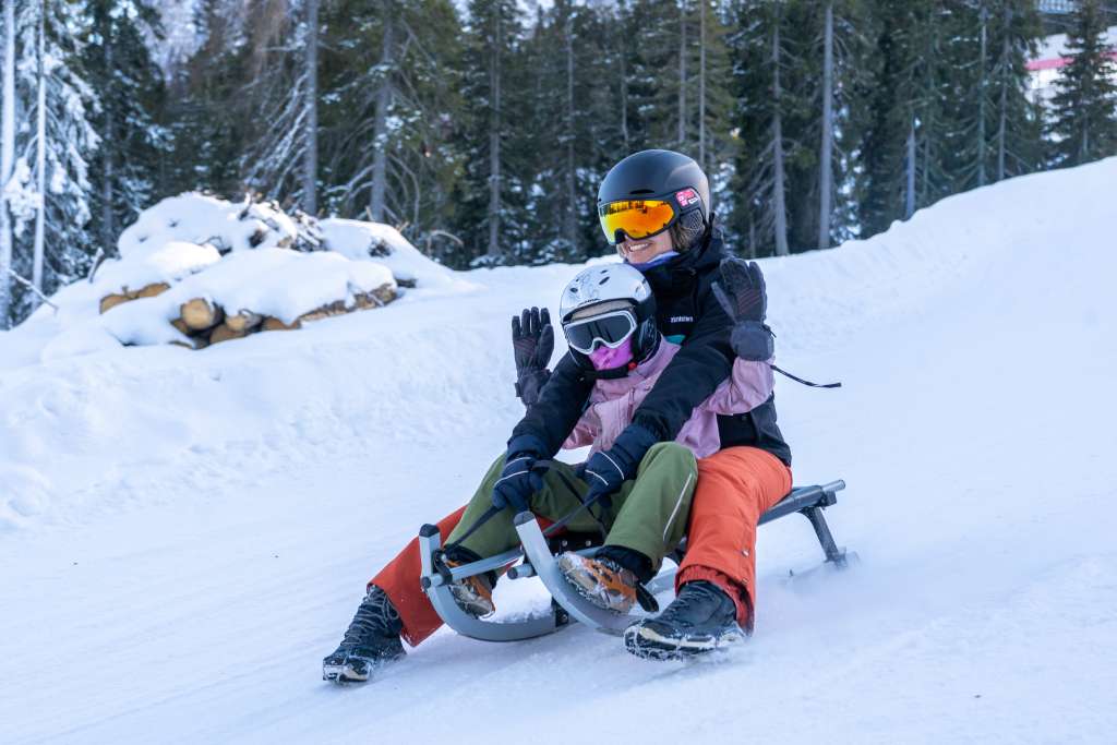 Rotwand Rodelbahn mit Kindern