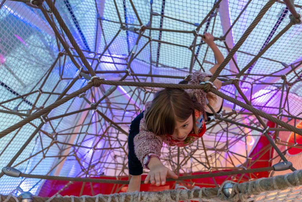 Swarovski Kristallwelten mit Kindern Der Spielturm