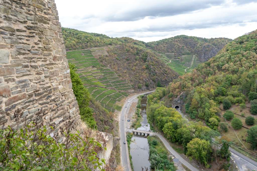 Burgruine Are